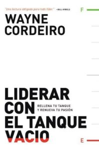 Portada de Andar con el tanque vacio - ISBN 9789875573024